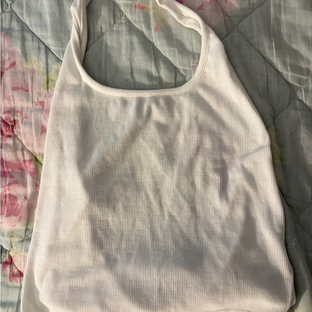 Elegant White Sleeveless Top